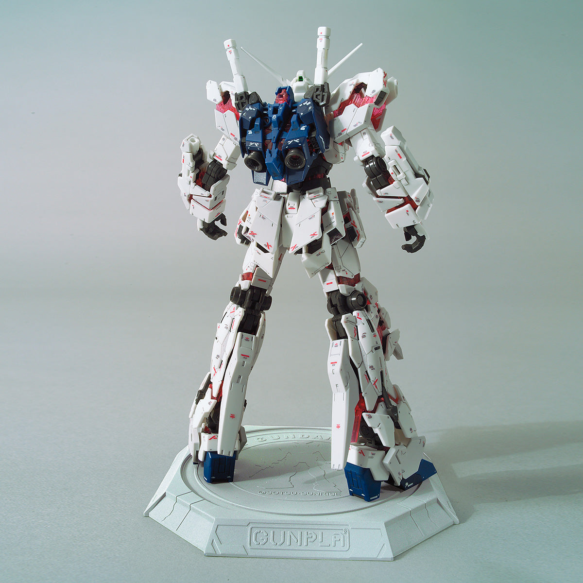Premium Bandai RG 1/144 THE GUNDAM BASE LIMITED RX-0 UNICORN GUNDAM Ver. TWC