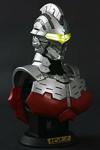 Aquamarine Ultraman Suit Ver.7.2 Bust Figure