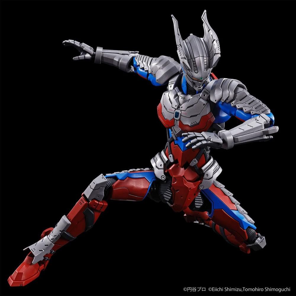 Figure-rise Standard Ultraman Suit Zero -Action-