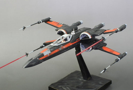 Bandai Star Wars 1/72 Scale - Poe's X-Wing Fighter