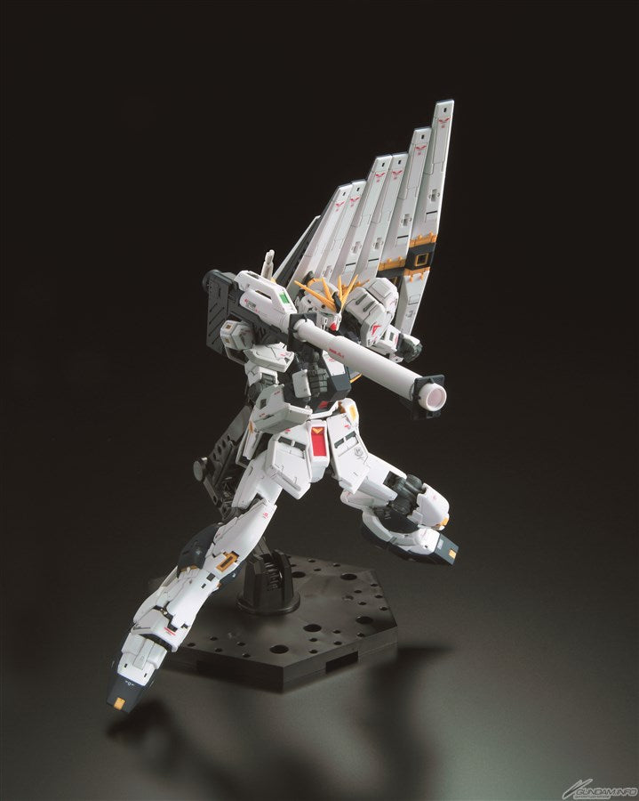 RG 1/144 #32 RX-93 nu Gundam