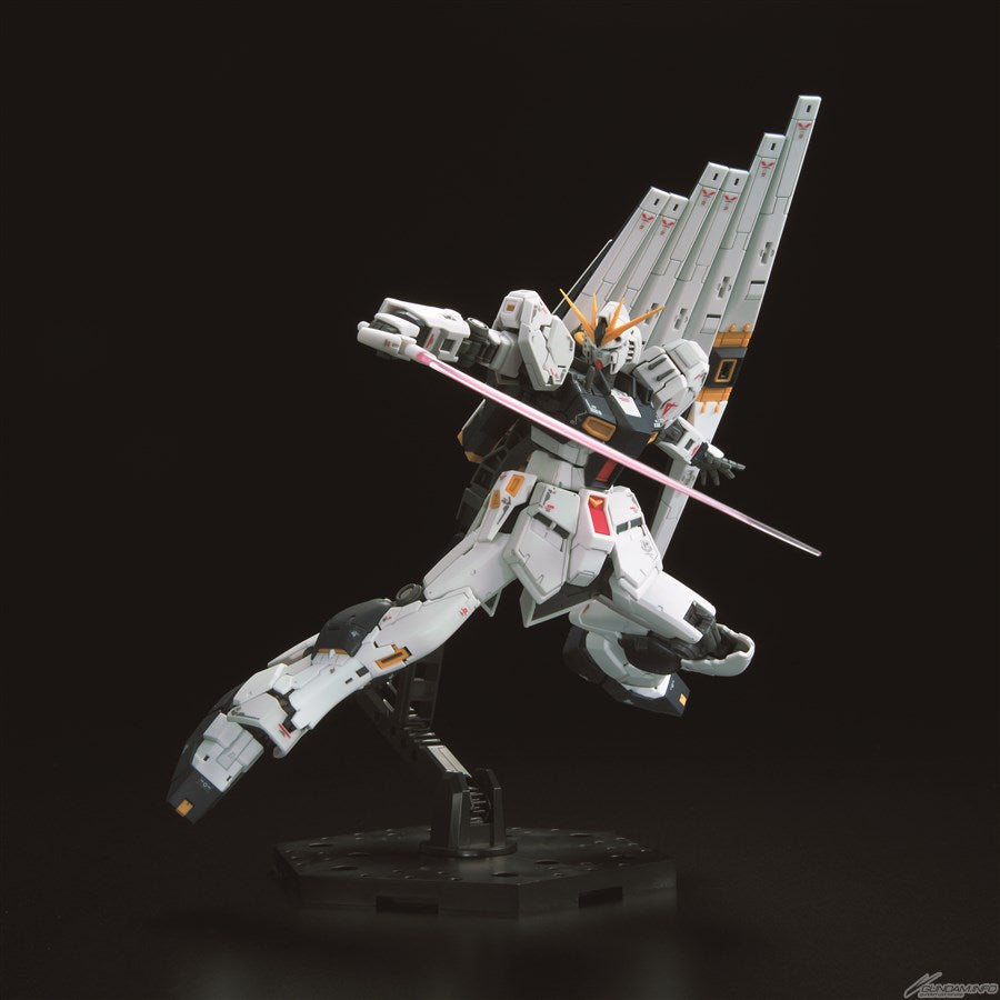 RG 1/144 #32 RX-93 nu Gundam