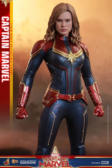 Captain Marvel - Marvel's Captain Marvel- Sixth Scale Figure by Hot Toys