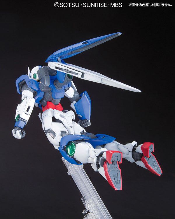 MG 1/100 Gundam 00 Qan[T]