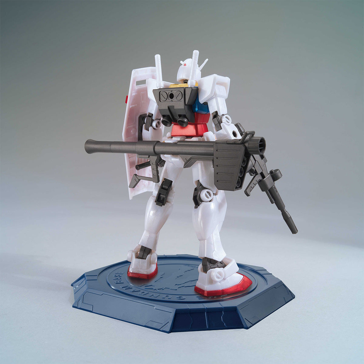 Premium Bandai HG 1/144 THE GUNDAM BASE LIMITED RX-78-2 GUNDAM [METALLIC GLOSS INJECTION]