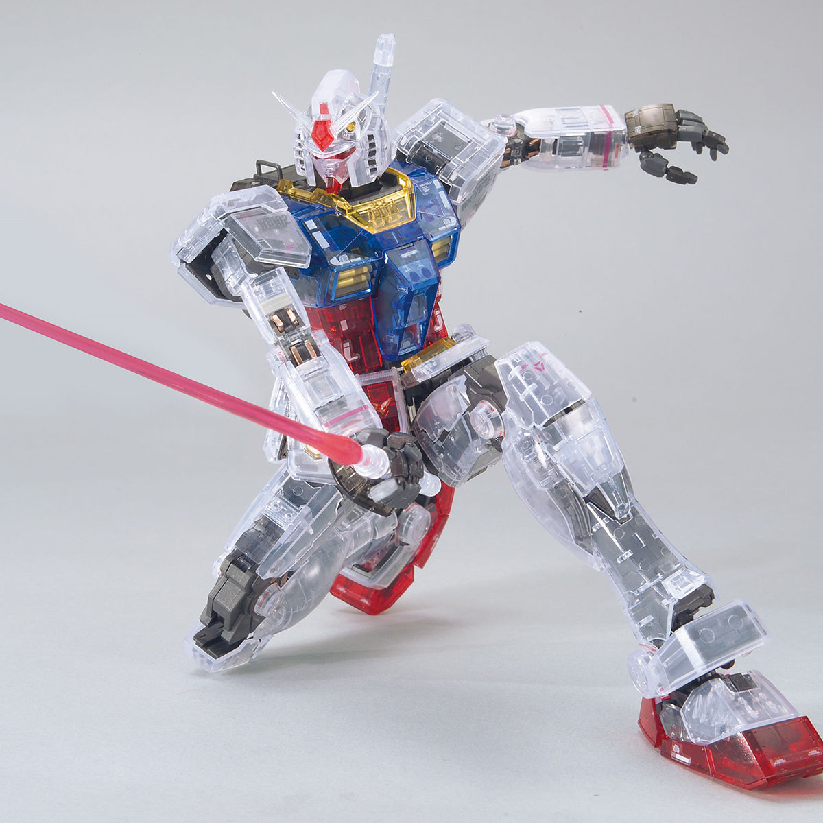 Premium Bandai MG 1/100 THE GUNDAM BASE LIMITED RX-78-2 GUNDAM Ver.3.0 [CLEAR COLOR]