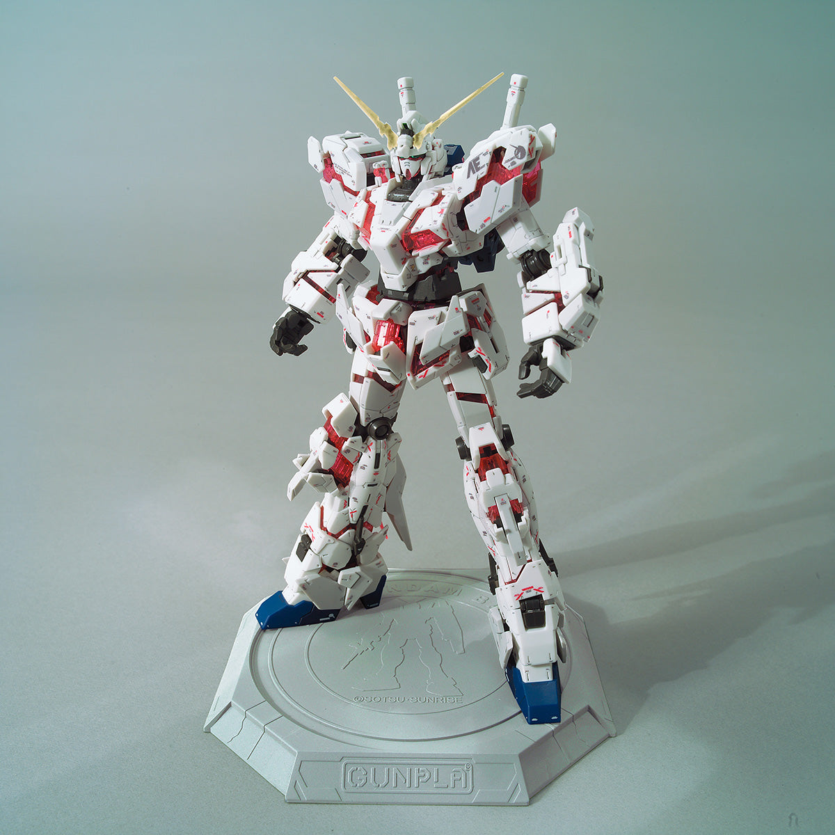 Premium Bandai RG 1/144 THE GUNDAM BASE LIMITED RX-0 UNICORN GUNDAM Ver. TWC