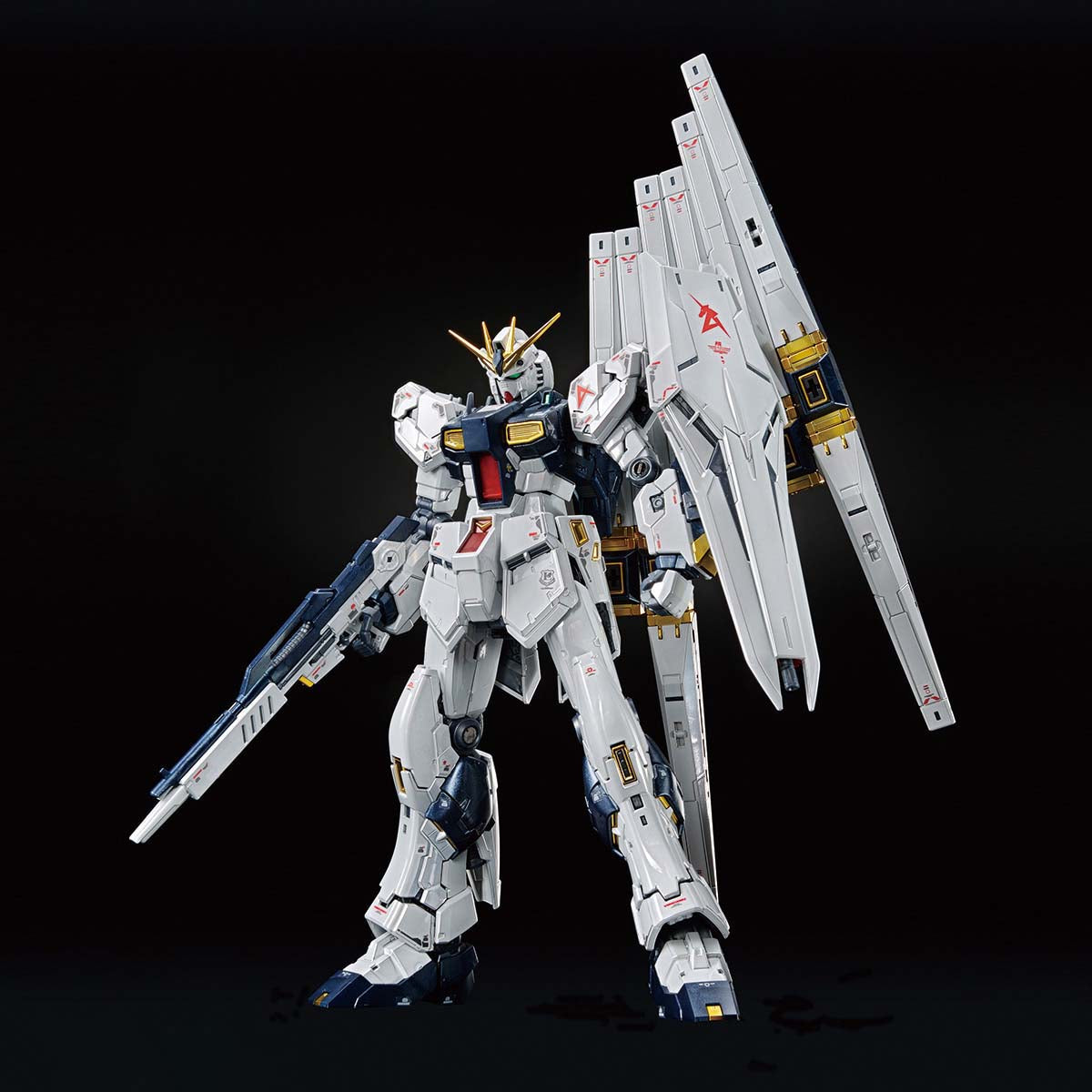 Premium Bandai RG 1/144 THE GUNDAM BASE LIMITED vGUNDAM [TITANIUM FINISH]