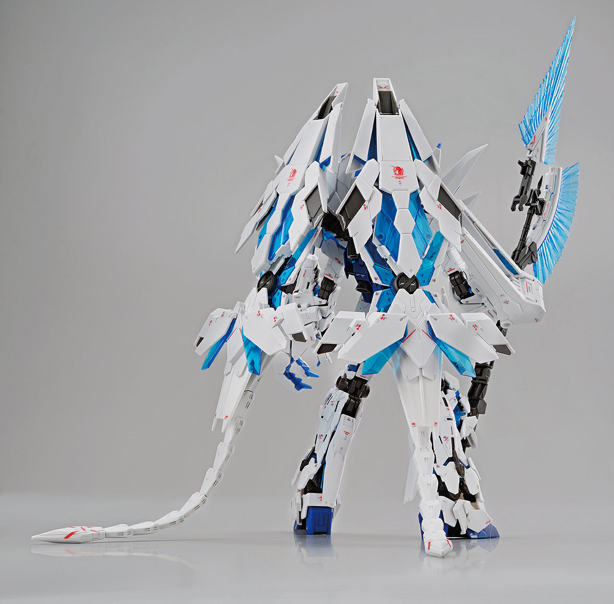 Premium Bandai RG 1/144 THE GUNDAM BASE LIMITED UNICORN GUNDAM PERFECTIBILITY