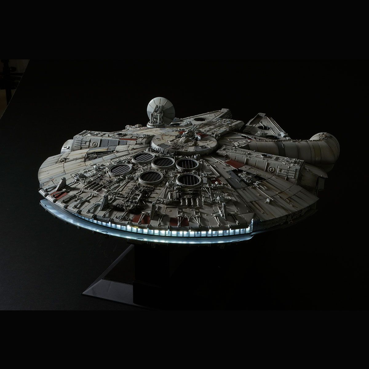 Bandai Star Wars 1/72 Scale PG - Millennium Falcon
