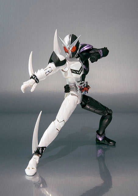 Kamen Rider Double Fang Joker S.H.Figurearts