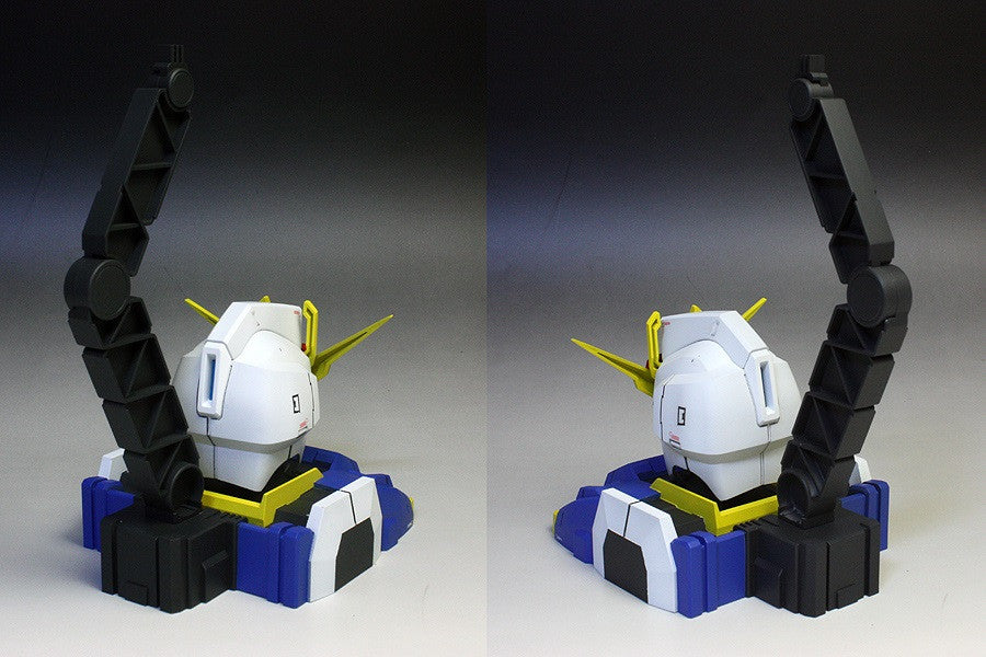 Gundam Ace Magazine (Jan 13) w/ 1/48 Zeta Gundam Head