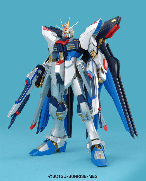MG 1/100 Strike Freedom Gundam Extra Finish Ver.